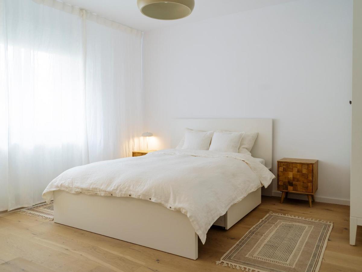 Cozy Central Apartment Near The Forest Brasov Ngoại thất bức ảnh