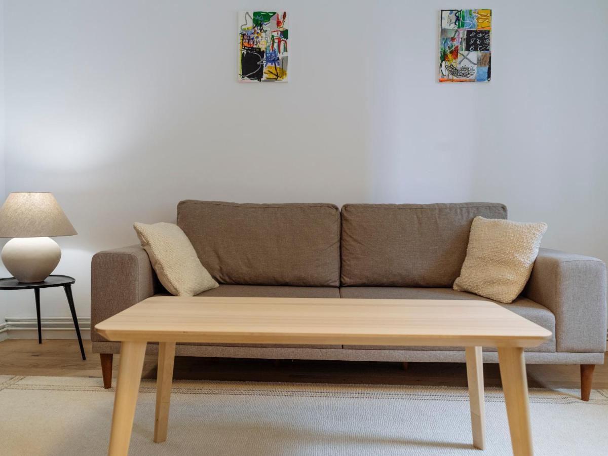Cozy Central Apartment Near The Forest Brasov Ngoại thất bức ảnh