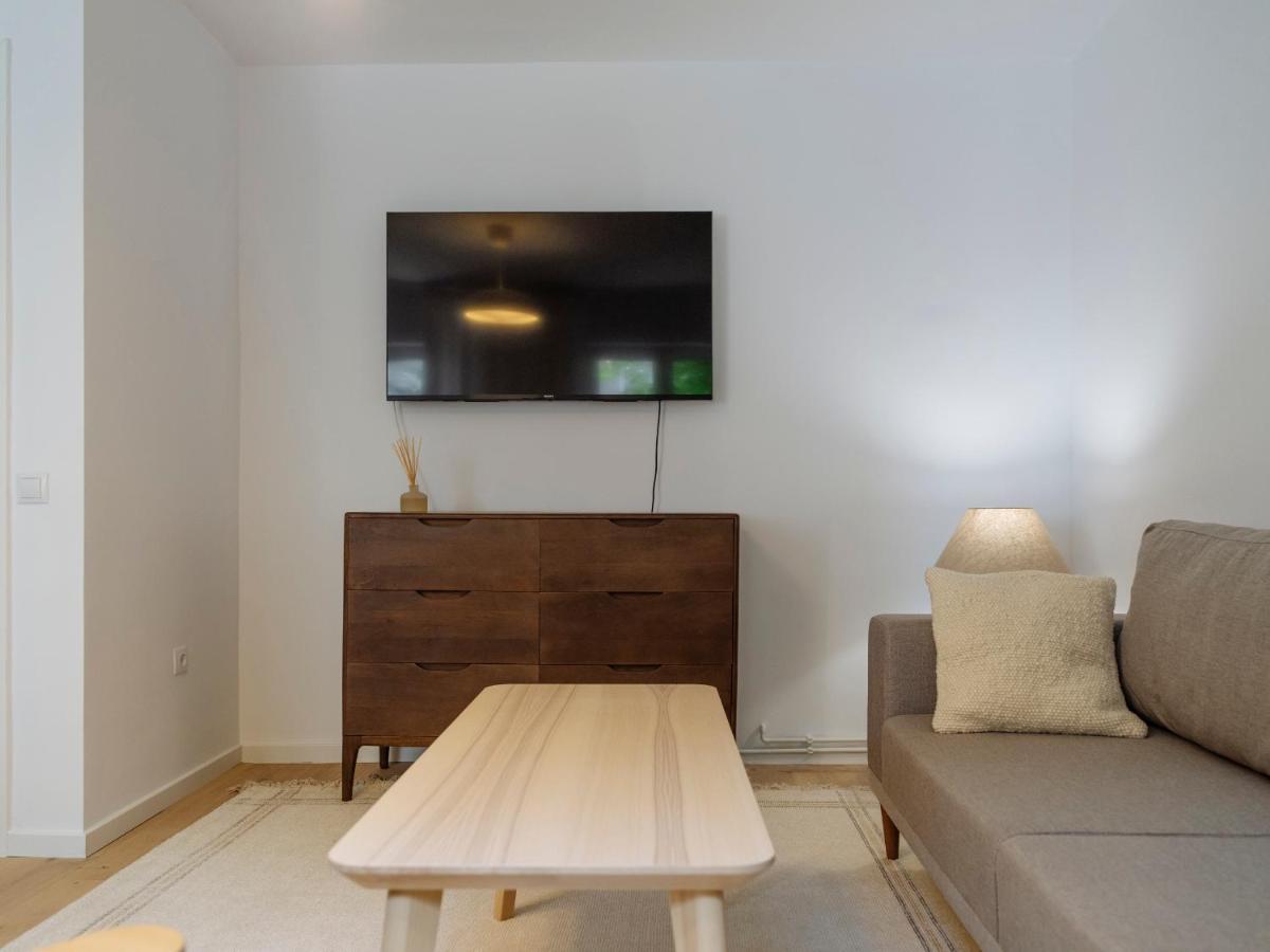 Cozy Central Apartment Near The Forest Brasov Ngoại thất bức ảnh